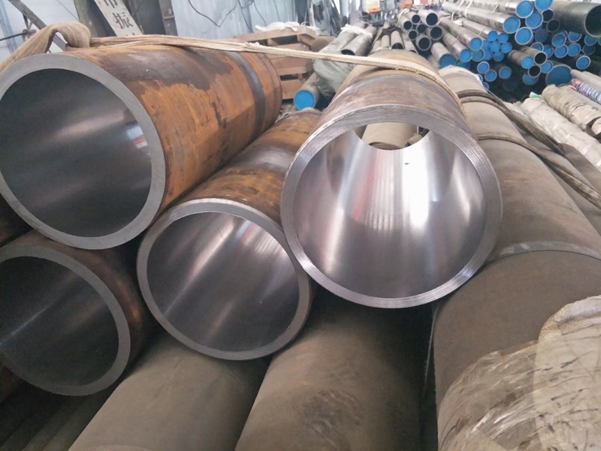 Hydraulic seamless cylinder honing pipe supplier